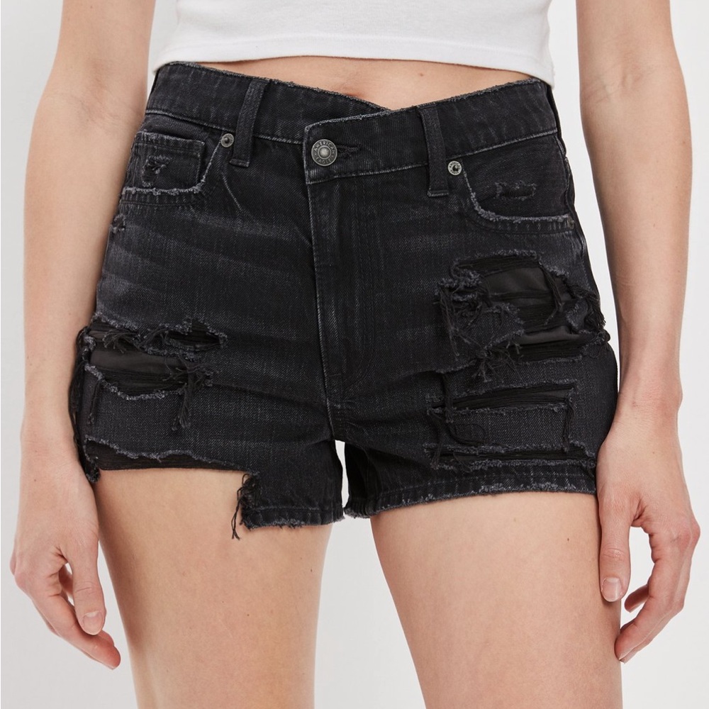 NWT American eagle AE black denim shorts mom 10